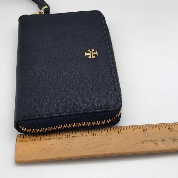 NWOT TORY BURCH NAVY WALLET WITH DETACHABLE WRISTLET STRAP - Picture 12 of 16